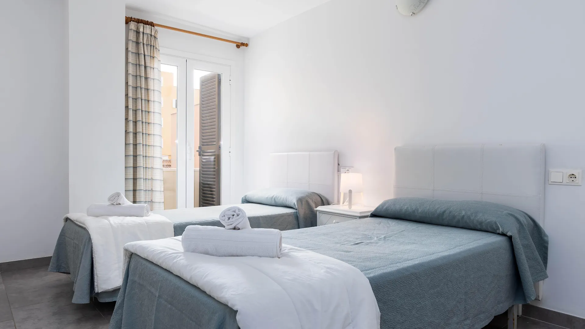 Acapulco Apartments Can Picafort  0*, Can Picafort (Mallorca) Spain