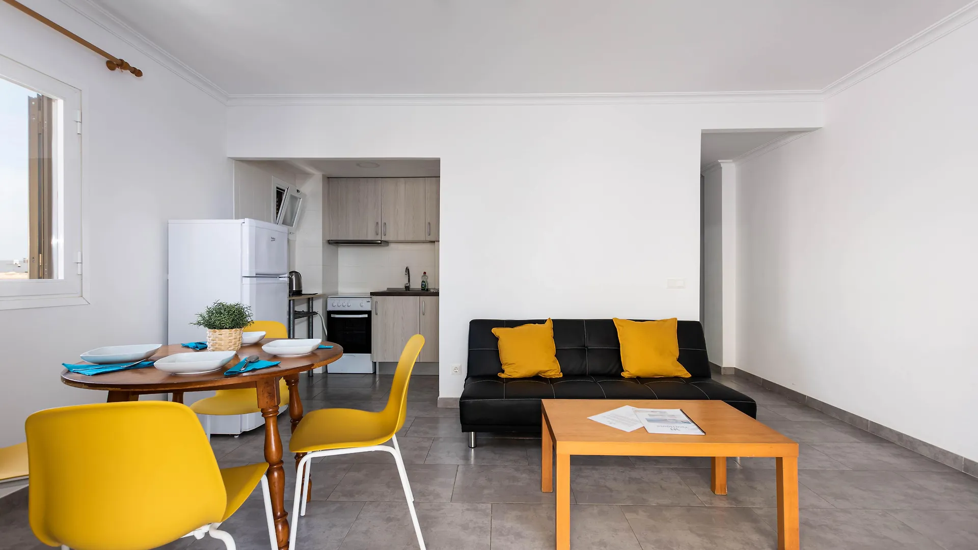Acapulco Apartments Can Picafort  Spain